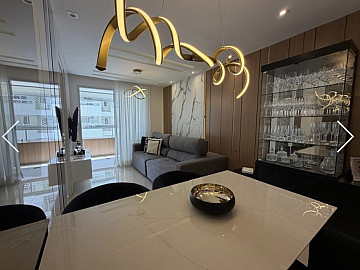 Apartamento todo mobiliado e decorado em Florian�polis SC